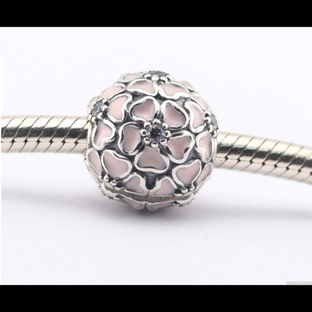 Pandora heart clip charm